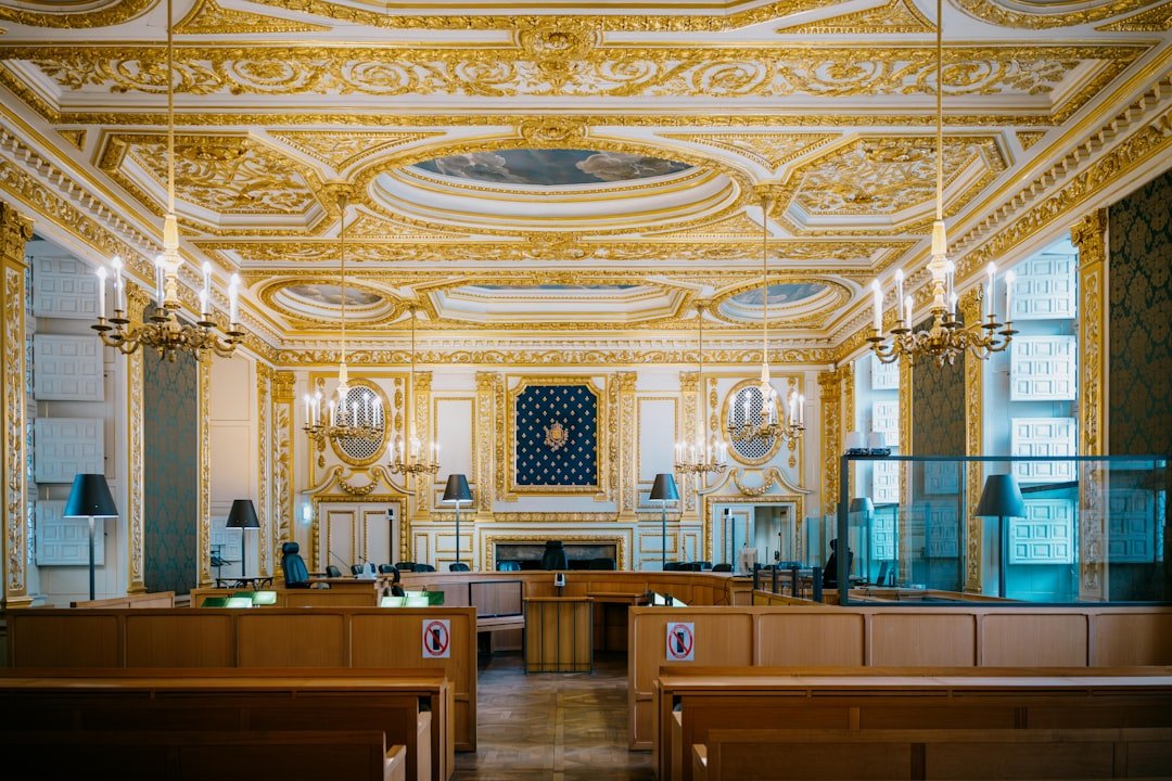Services Salle des Assises — Palais du Parlement de Bretagne / Cour dAssises
